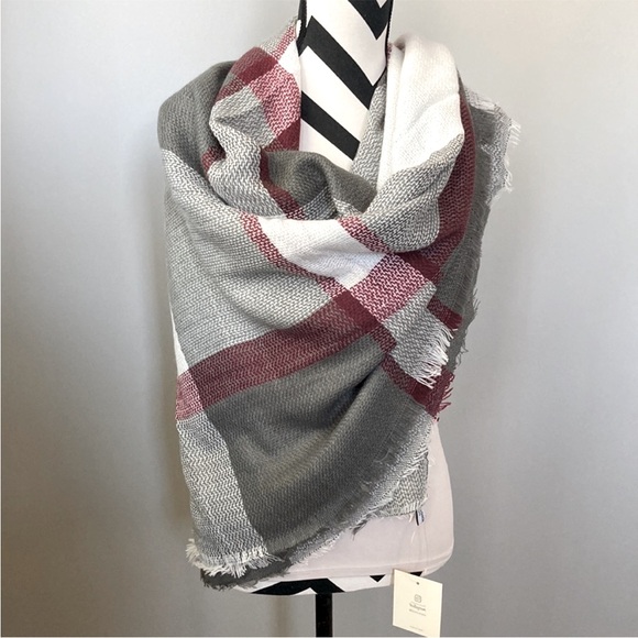 Plaid Blanket Scarf/Wrap - Picture 3 of 5